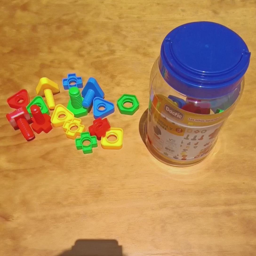 Tornillos y tuercas